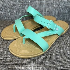 Crocs Tulum Women's Size 8 Sandals Team Rubber Flats Toe Ring Buckle Strappy